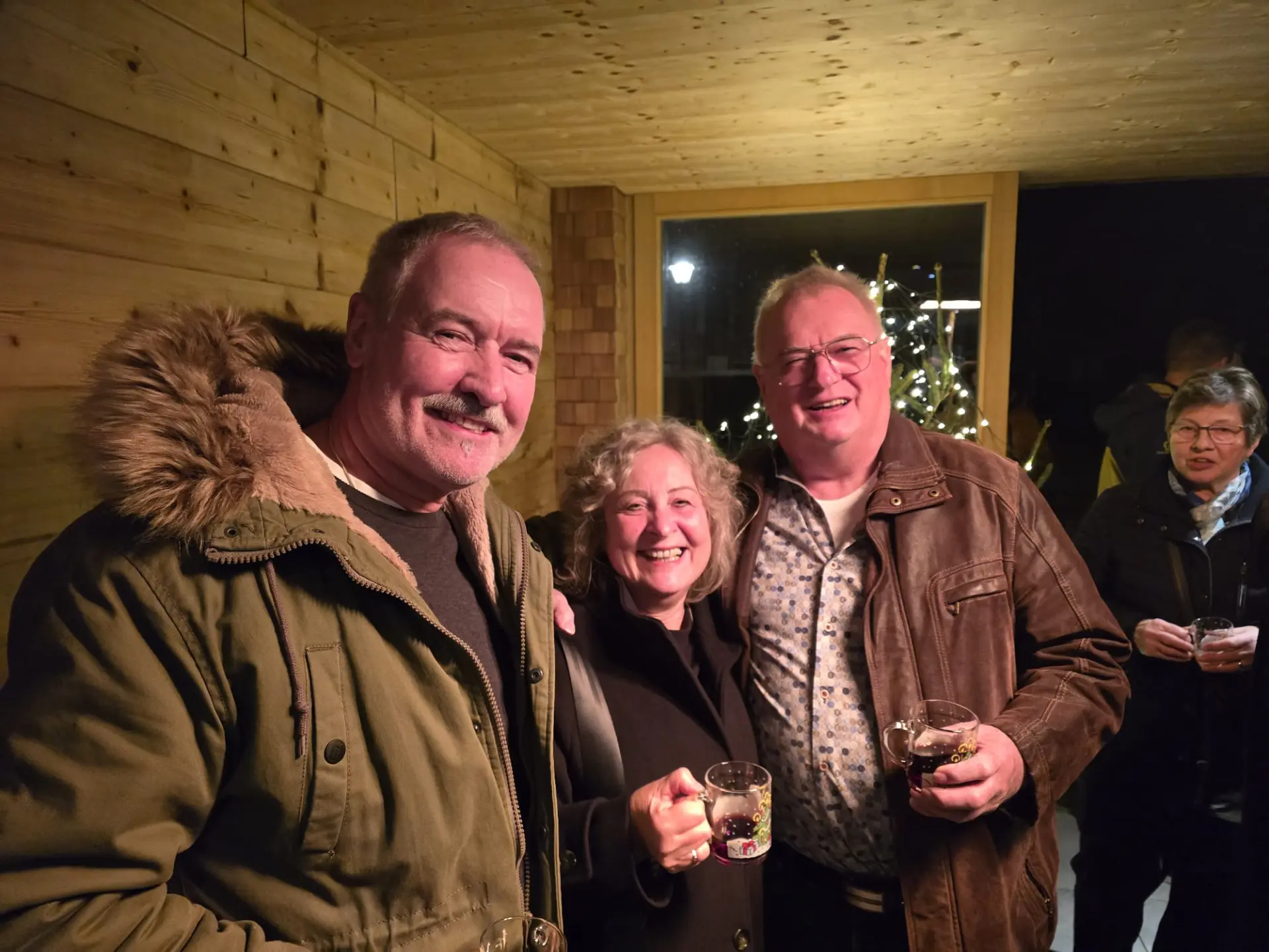 Aperitif-Empfang auf der Terrasse des Gasthaus Krone in Sonntag